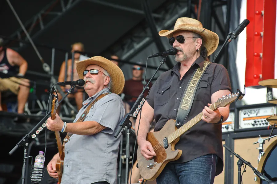images.strideevents.com/infopages/the-bellamy-brothers-infopages-52458.webp