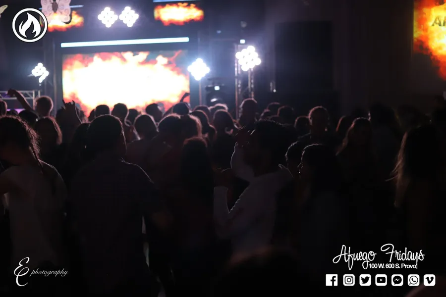 images.strideevents.com/infopages2/pre-new-years-party-infopages2-52426.webp