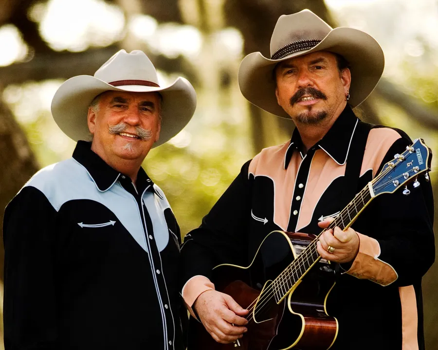 images.strideevents.com/infopages3/the-bellamy-brothers-infopages3-52458.webp